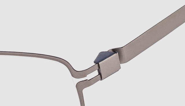 Wil je het gevoel hebben helemaal geen bril te dragen? Ga dan naar Specsavers.nl en bekijk onze Fineform-monturen voor dames en heren, naast een compleet scala aan andere lichtgewicht brillen.